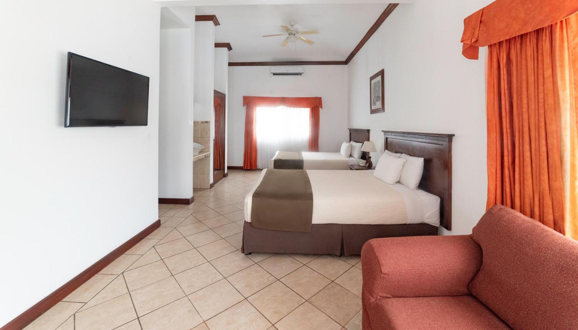 Hotel Cayman