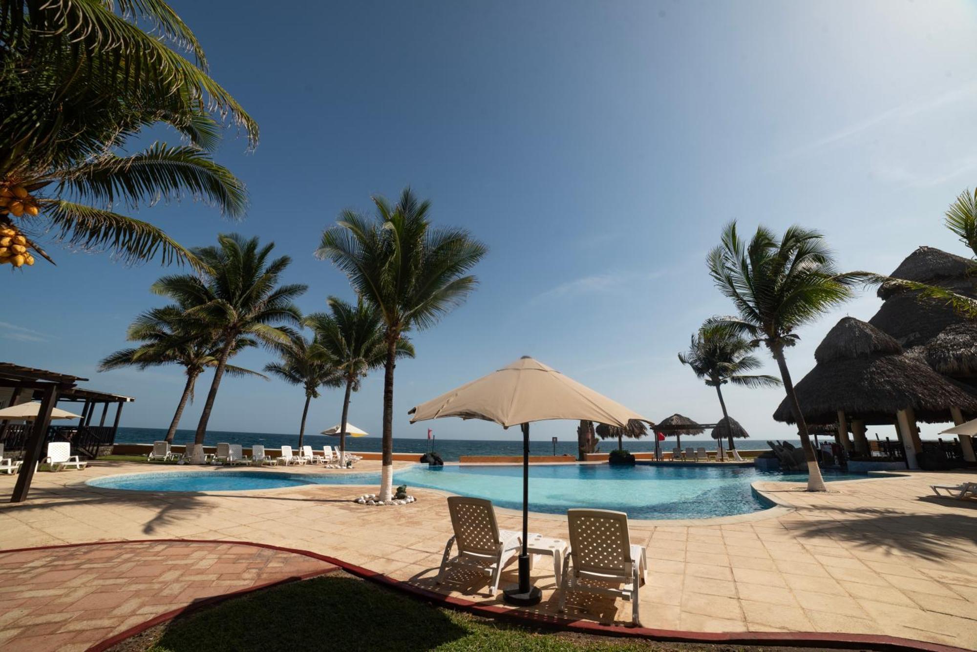 Hotel Cayman Monterrico